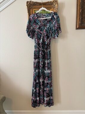 Meaveor Floral V-Neck Maxi Dress